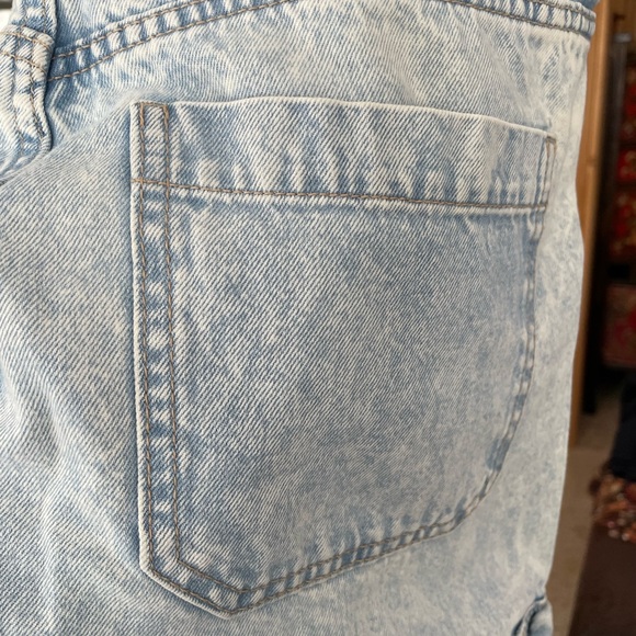 Tall 32”w sz6-8 wide leg H&M Divided distressed look blue jeans cotton cargo - Picture 6 of 8